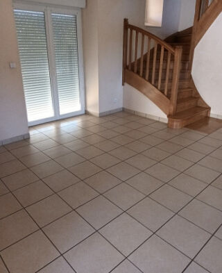 Location Maison LOCATION MAISON T4 AGEN D'AVEYRON SANS FRAIS D'AGENCE Agen d aveyron