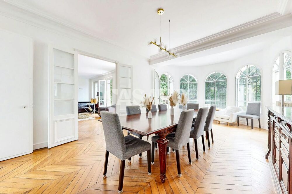 Vente Maison 9 pièces de 330m² - 94120 Fontenay-sous-Bois