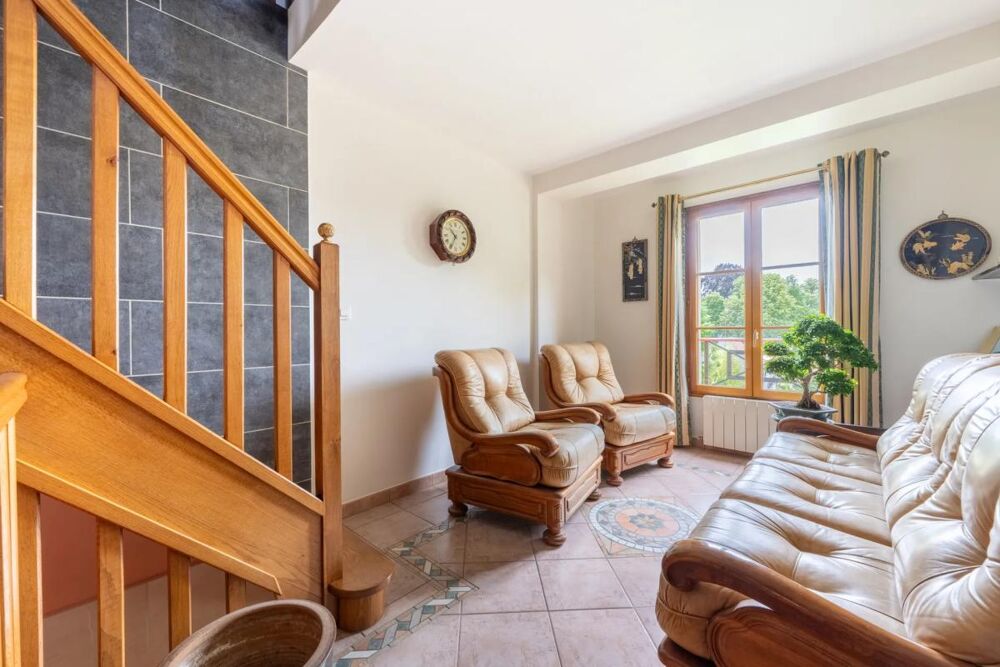 Maison de 8 pièces de 214 m² à Presles