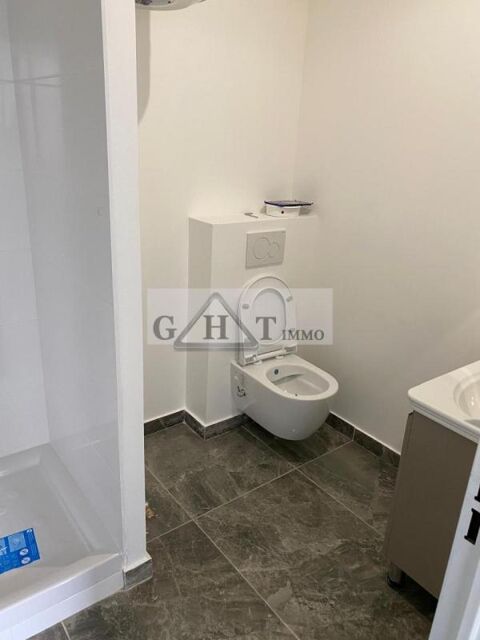   BUREAUX 30M2 A LOUER SAINT PIERRE DU PERRAY 