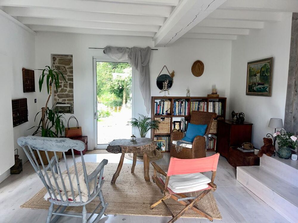 Maison en pierre rénovée 145 m² au sol - 3 chambres - Terrain 1380 m²