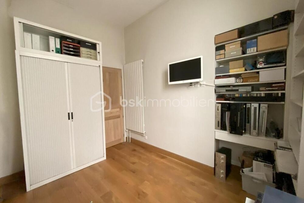   Local professionnel - idéal profession médicale - Adresse prestigieuse Paris 8