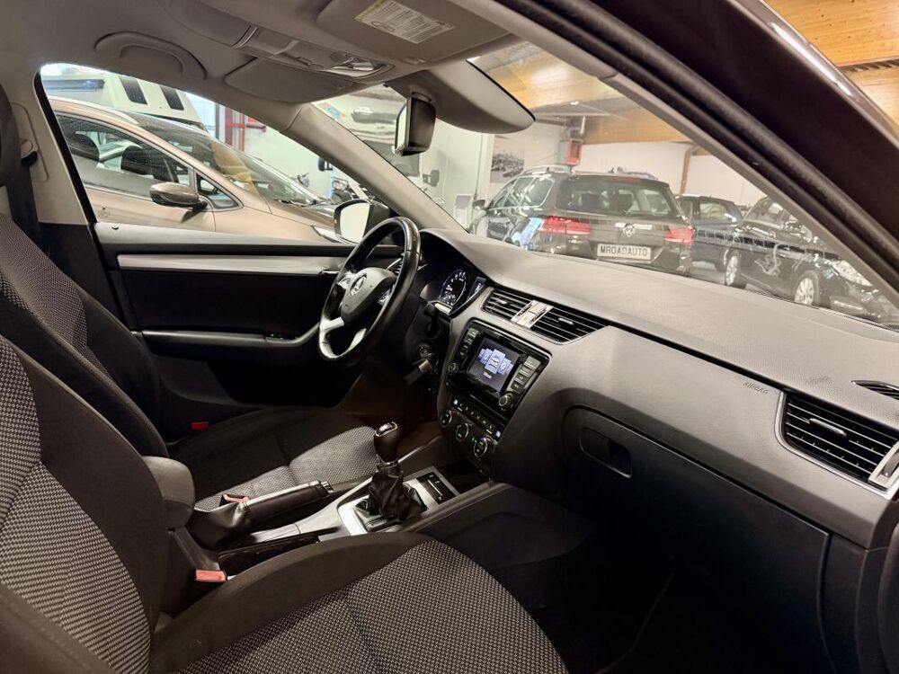 Octavia Combi 1.6tdi 105ch 1ere Main 2014 occasion 59700 Marcq-en-Barœul