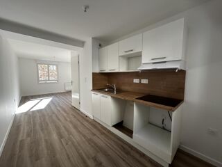  Appartement à louer 3 pièces 64 m²