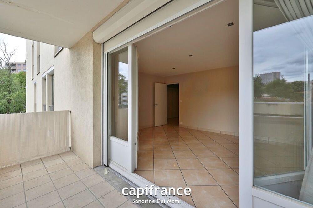 Vente Appartement TASSIN LA DEMI LUNE - Appartement T4 de 81,51 m² avec balcon et cave + garage en sus Tassin la demi lune