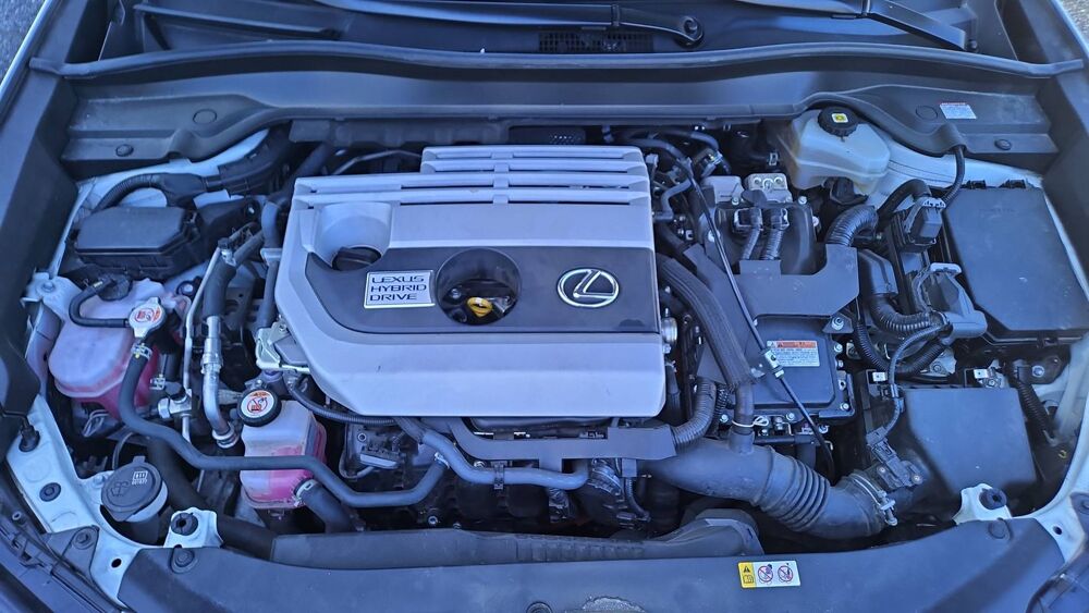 UX 250h 2.0 VVT-i 184 Hybrid 4WD e-CVT Luxe 2020 occasion 73000 Chambery