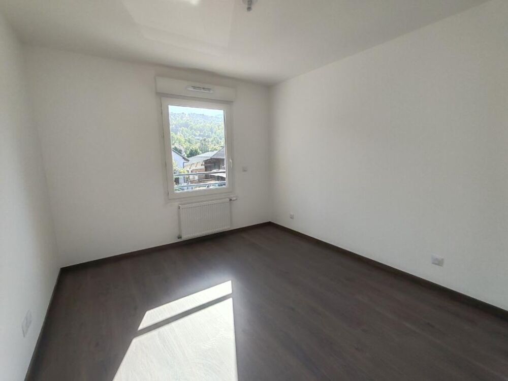 Location Appartement T3 avec balcon et  à ST PIERRE EN FAUCIGNY Saint pierre en faucigny