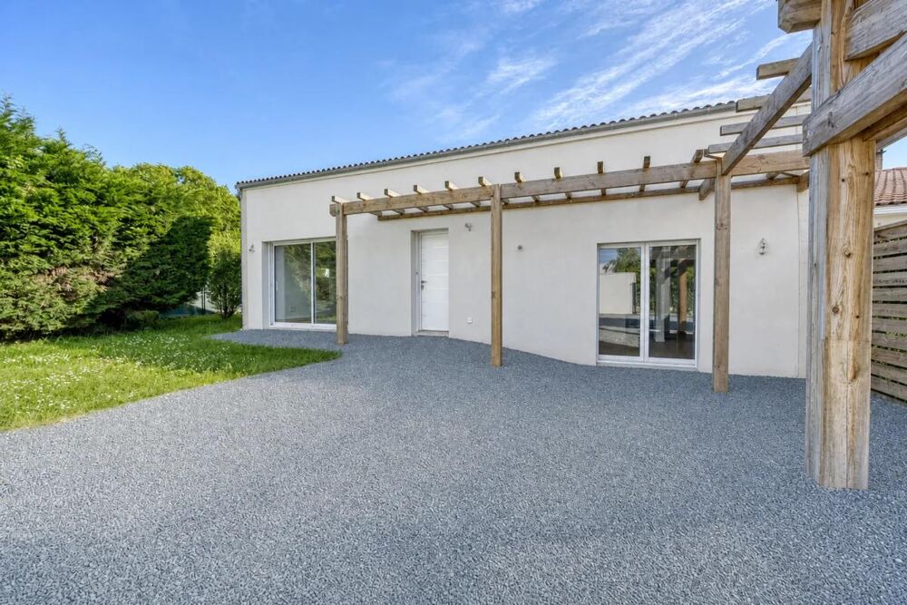 Charmante maison 3 pièces à Royan