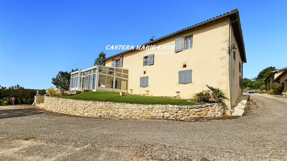 Vente Propriété/Château MAGNIFIQUE DOMAINE  à vendre 39 pièces AUCH (32)  sur 4,5 hectares Auch