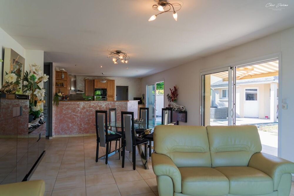 Maison de Plain-Pied Conviviale et Spacieuse . Proche Tours Nord