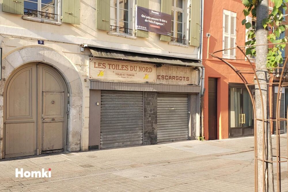   Local commercial T1 de 30 m2 à Perpignan 66000, Place de la République 