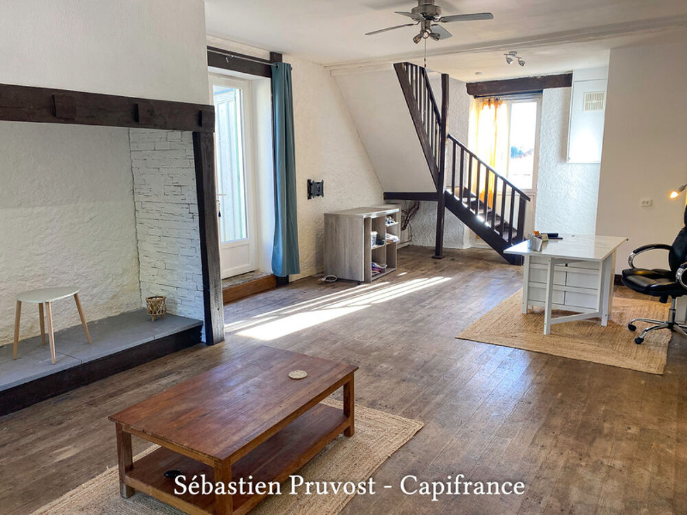 Dordogne (24) Maison à vendre 5 pièces LA COQUILLE (24), 3 chambres, dépendance, terrain 400m2, beaux volumes