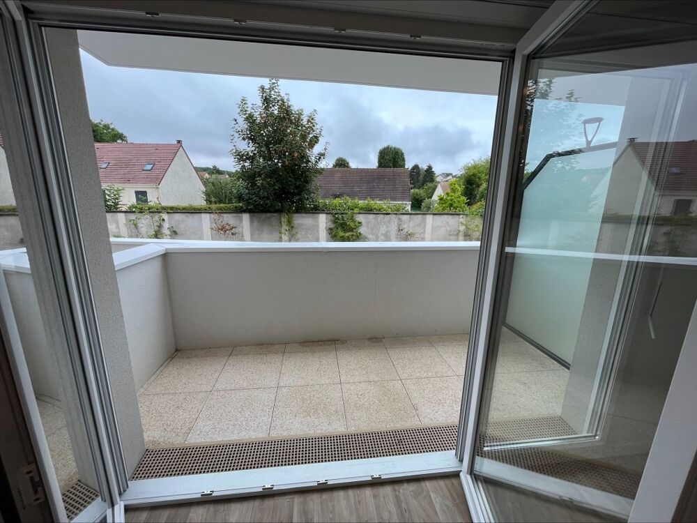 Location Appartement T1 avec balcon à EPONE Epone