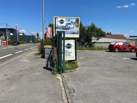   PONT SAINTE MAXENCE - LOCAL D'ACTIVITE 70 m² 
