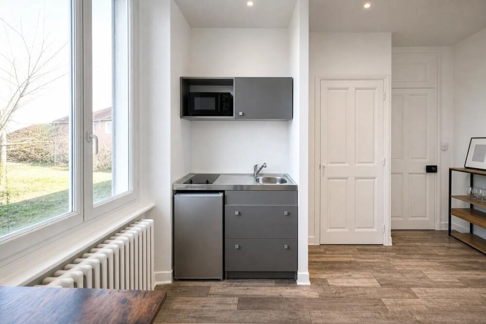 Investissement Locatif à Épinouze, 300 m²