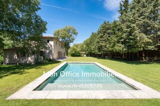  Propriété/château à vendre 10 pièces 475 m²
