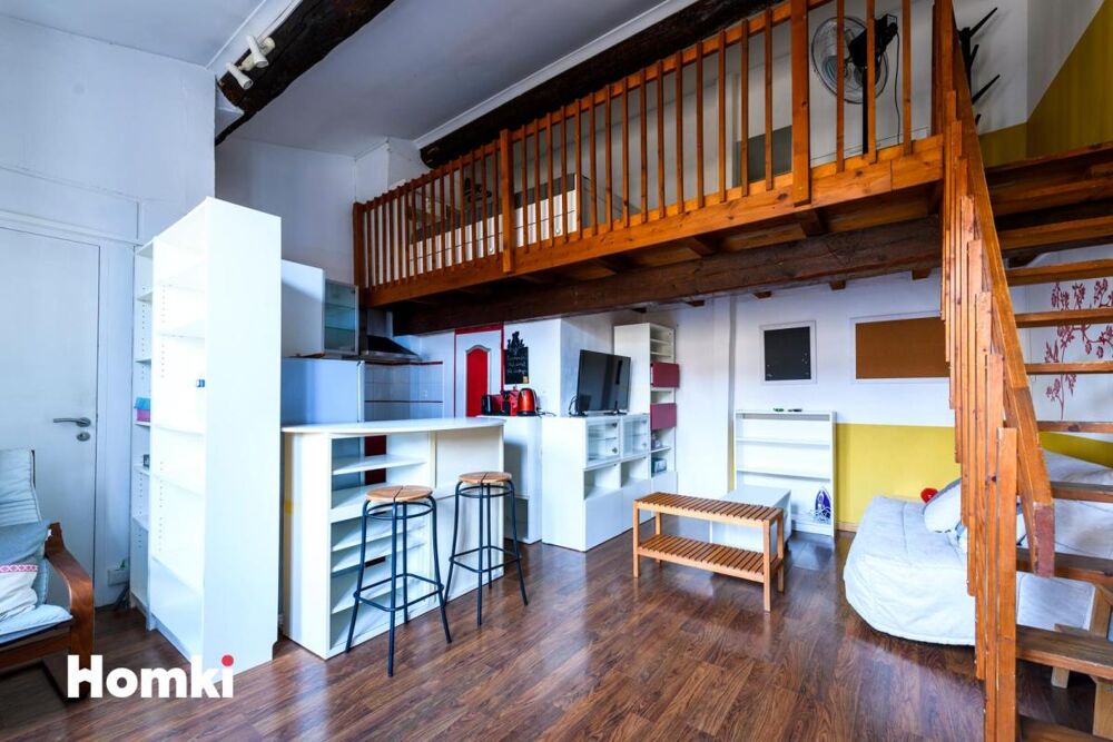 Studio mezzanine meublé de 38m² Nîmes Centre-ville
