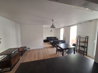  Appartement à louer 2 pièces 58 m²