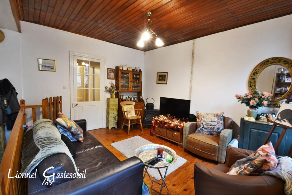Vente Maison Immeuble rénové avec local commercial sur la commune de Sainte Foy la Grande (33) Sainte foy la grande