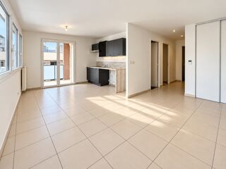 Vente Appartement Béziers – Appartement T3 récent avec terrasse et parking privatif Beziers