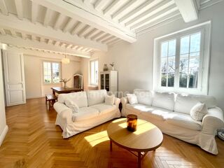  Propriété/château à vendre 6 pièces 162 m²