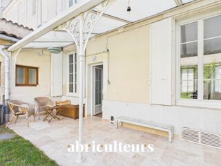 Vente Maison Élégante maison de caractère de 185 m² avec jardin – Cognac Jardin Public (16100) Cognac