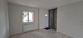  Maison à louer 4 pièces 83 m²
