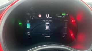 500 118 43 kWh Red - Automatique 2022 occasion 44310 Saint Lumine De Coutais