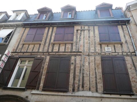   A LOUER T3 CENTRE VILLE Appartement - 3 pièce(s) - 65 m²