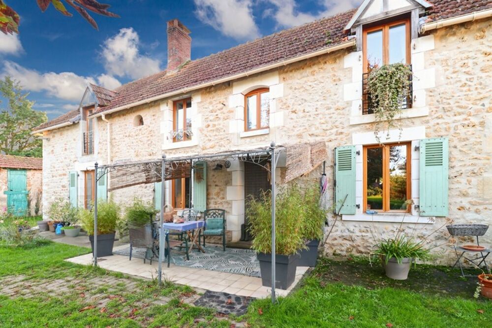 Maison en Pierre de Charme et de Caractère - 5 pièces - 2 Chambres - Dépendances - Terrain 1039 m² - COULONGES LES HEROLLES (8