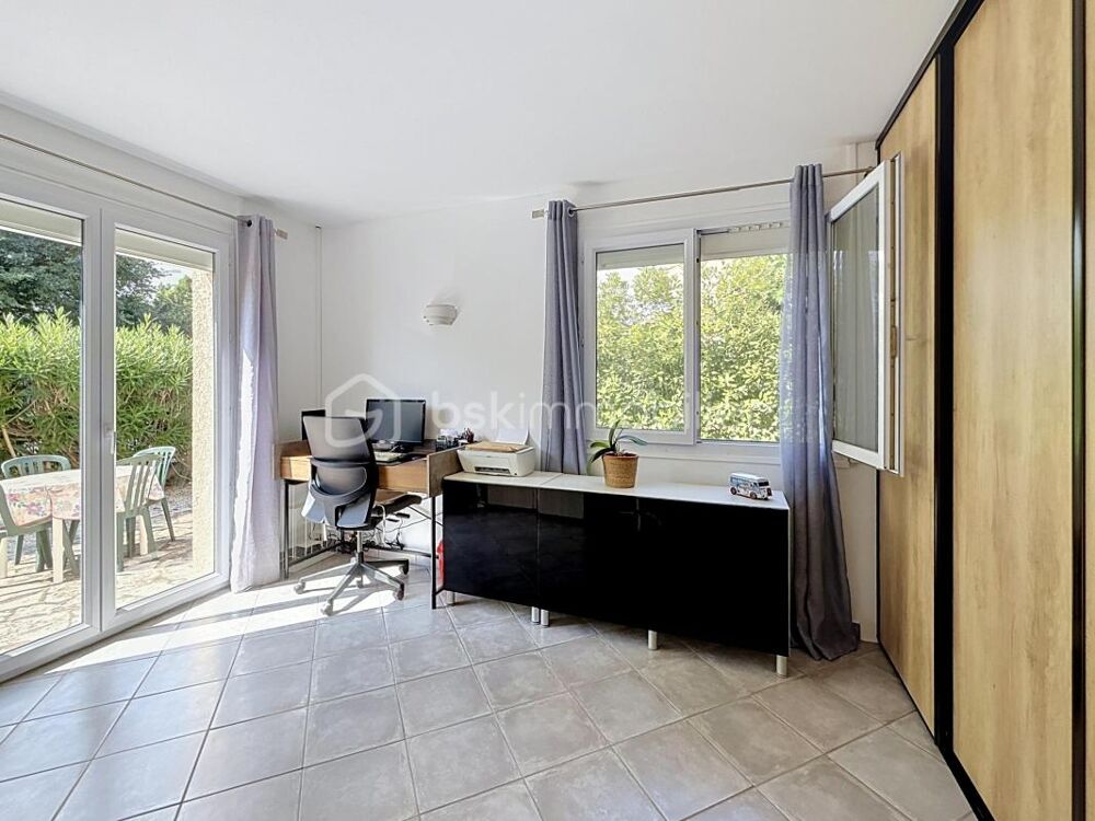 MAISON 5 CHAMBRES AVEC PISCINE - GARAGE - PATIO