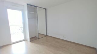  Appartement à louer 2 pièces 57 m²
