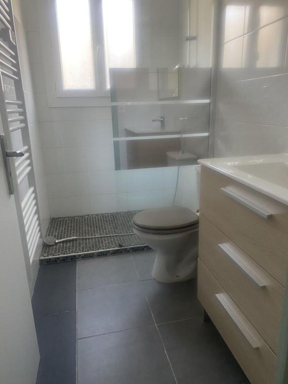 Location Appartement A LOUER JOLI STUDIO ENTIEREMENT MEUBLE RESIDENCE FONTANGES Villefranche de rouergue