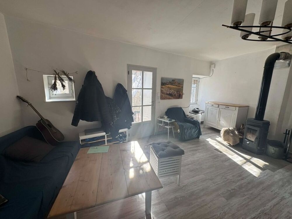 Vente Maison Maison de village pleine de charme avec vue – La Piarre (05) La piarre
