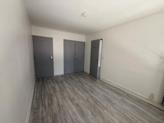  Appartement à louer 2 pièces 48 m²