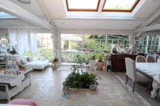  Propri�t�/ch�teau � vendre 15 + pi�ces 1100 m�