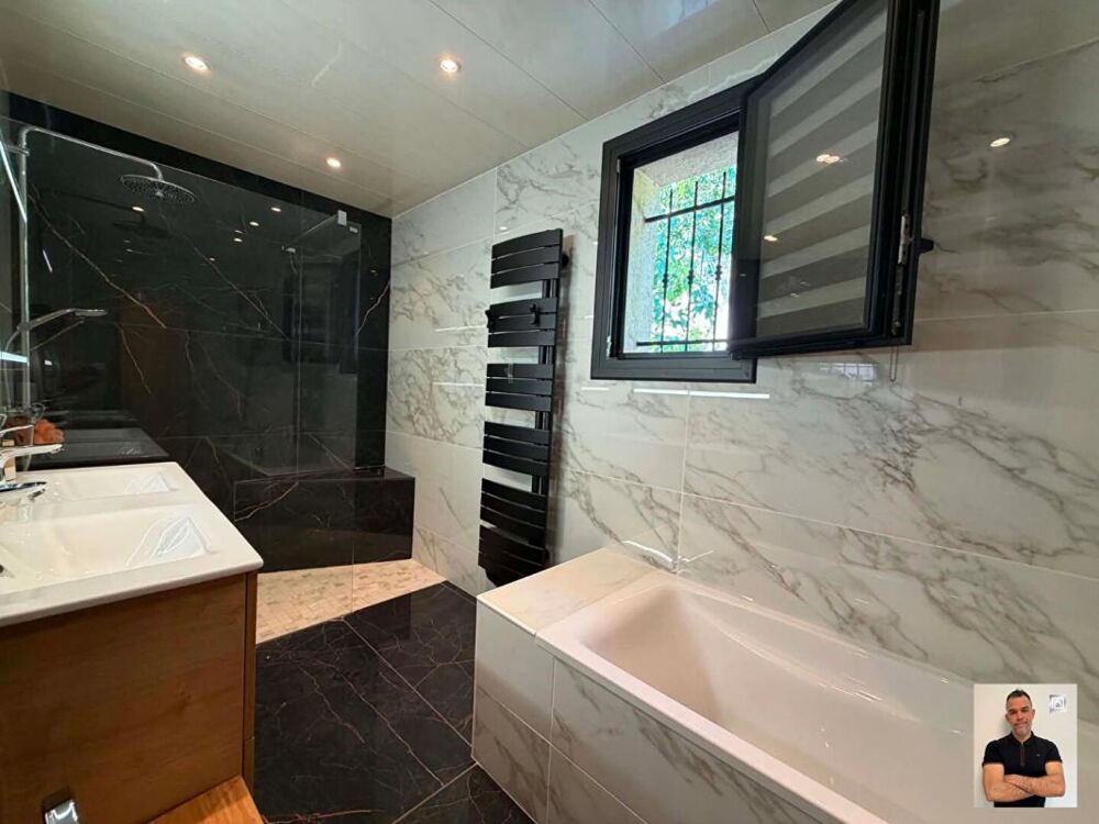 à vendre  Villa Toulon (83200)