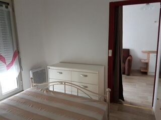  Appartement à louer 2 pièces 27 m²