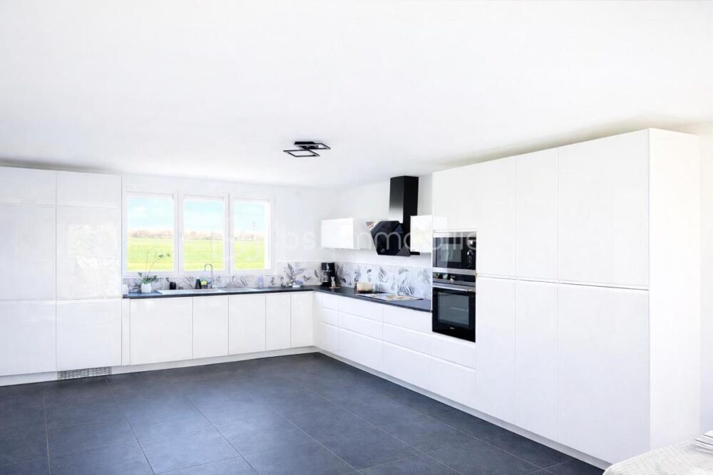Vente Maison Maison 140 m² – 6 chambres – Sous-sol aménagé – Terrain 530 m² – Environnement naturel Chelles