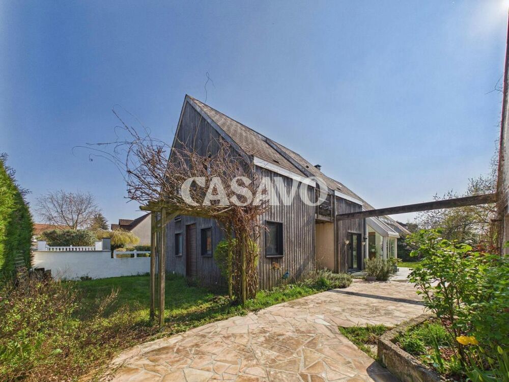 Vente Maison 7 pièces de 235m² - 95390 Saint-Prix