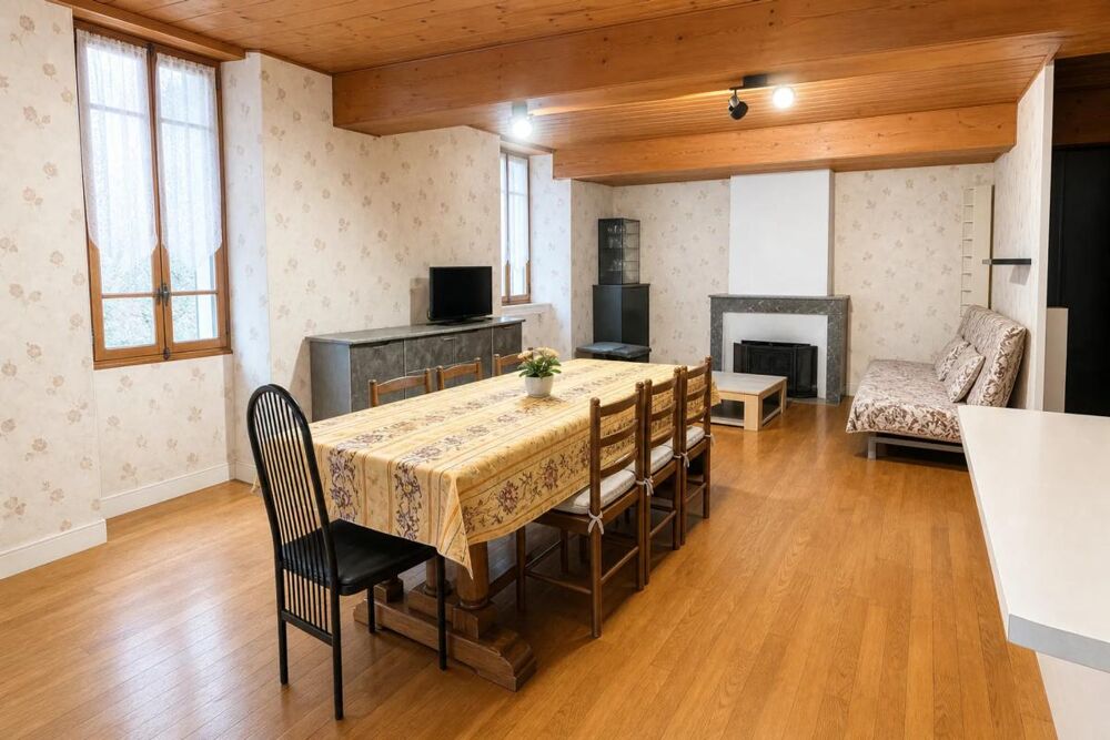 Maison 12 pièces 265 m² · à Le Grand Serre · 265 m² · 129 000 €