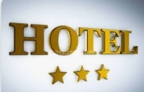 VENTE MURS ET FONDS HOTEL RESTAURANT DE CHARME 3 ETOILES proche de ANGERS (49) 1452000 49000 Angers