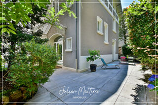  Maison � vendre 8 pi�ces 211 m�