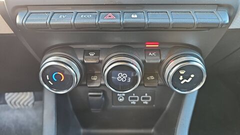 Clio 1.6 E-Tech 140 Hybrid EDC6 Limited 2022 occasion 95620 Parmain