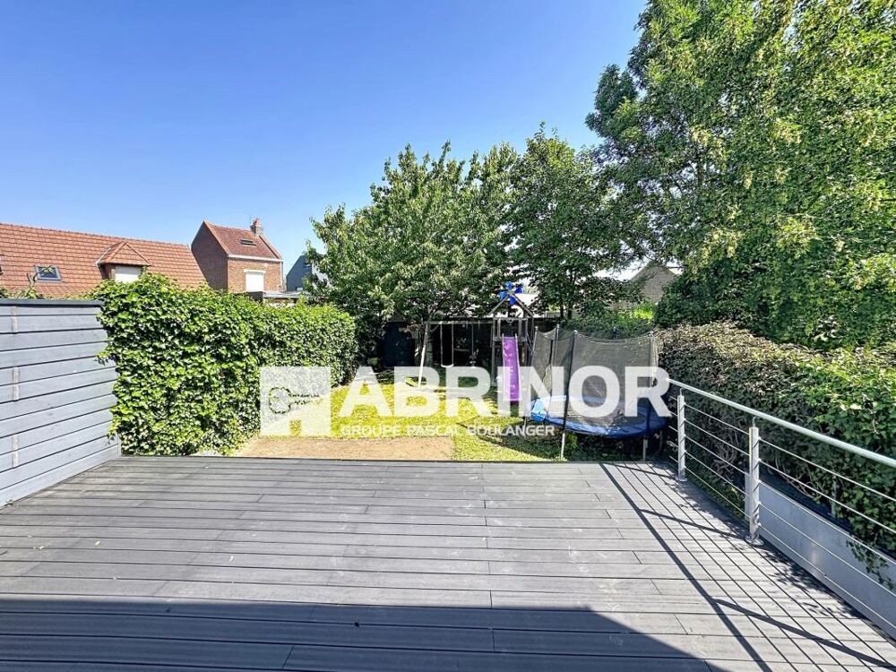 Maison individuelle, 3 chambres, 1 bureau ou chambre en RDC, jardin, sous-sol complet