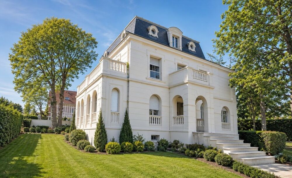 Dpt Hauts de Seine (92), à vendre VAUCRESSON maison P10 - Terrain de 1 330,00 m²