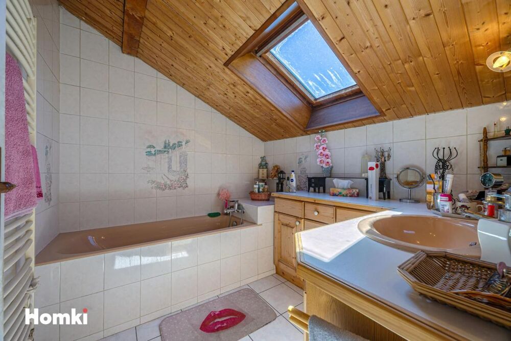 Vente Maison Maison/Villa T5 de 131 m² à Alby-sur-Chéran 74540 Alby sur cheran