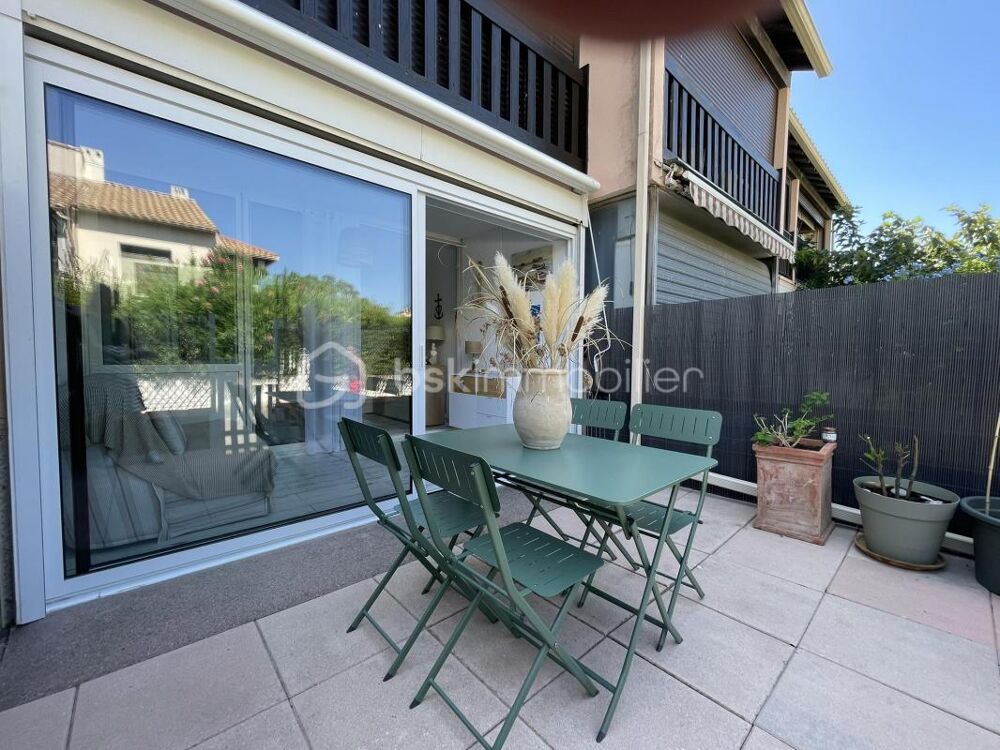 Vente Appartement Studio cabine rénové et meublé avec loggia, terrasse et parking – Le Grau-du-Roi, secteur Boucanet Le grau du roi