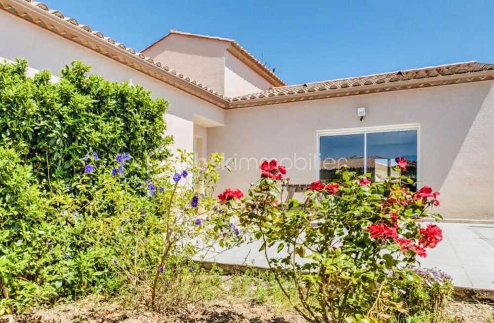 Vente Villa Villa plain-pied avec grande piscine La palme