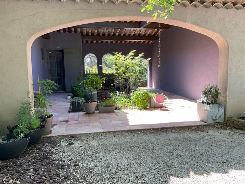 Vente Propriété/Château Proprieté Aix en Provence village de Provence Rognes